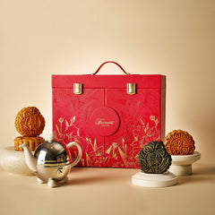 Assorted Baked Mooncakes in Premium Box with a TWG Tea Pot | 特选烘皮⽉饼与精致礼盒和茶壶 | Box of 4 Pieces